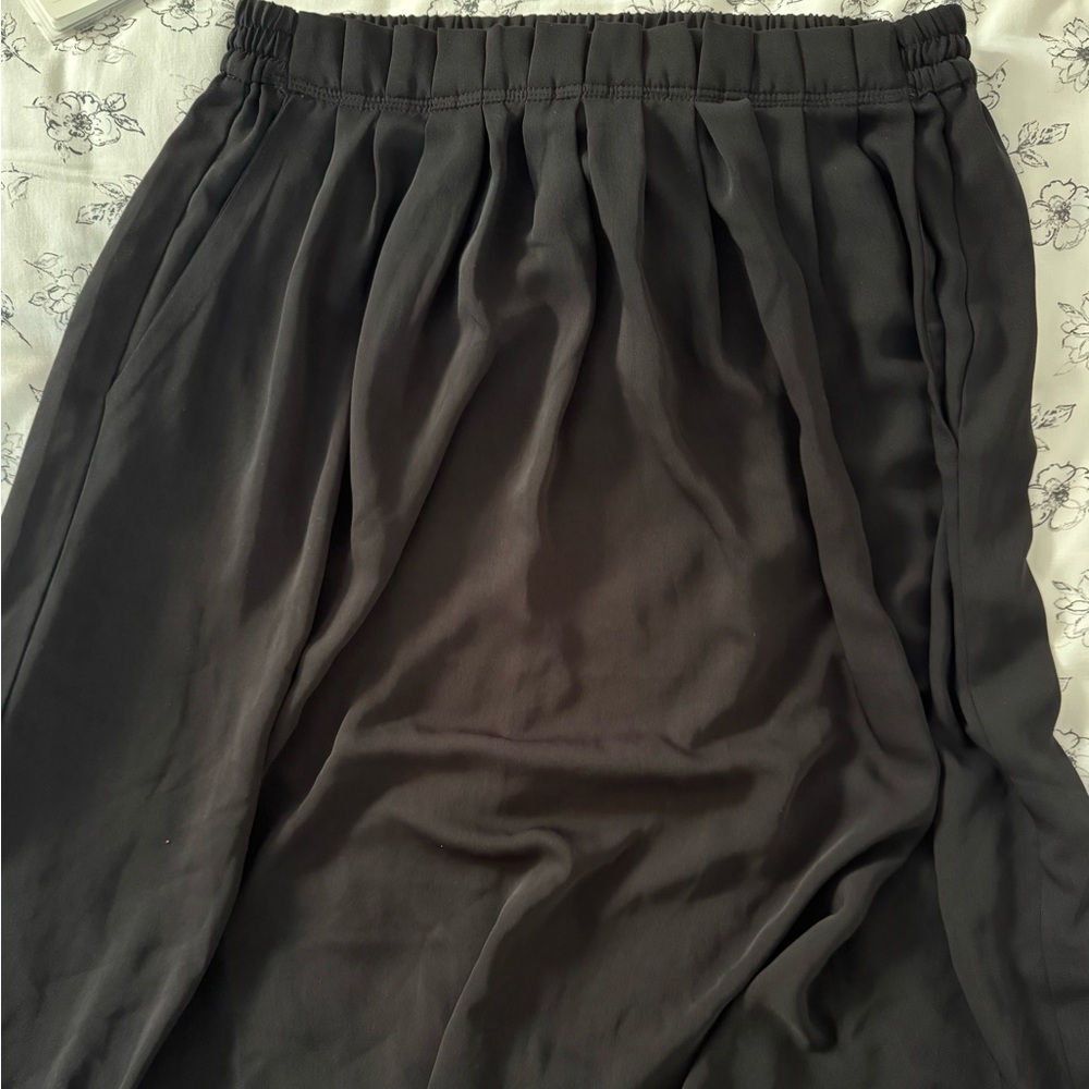 Black midi skirt